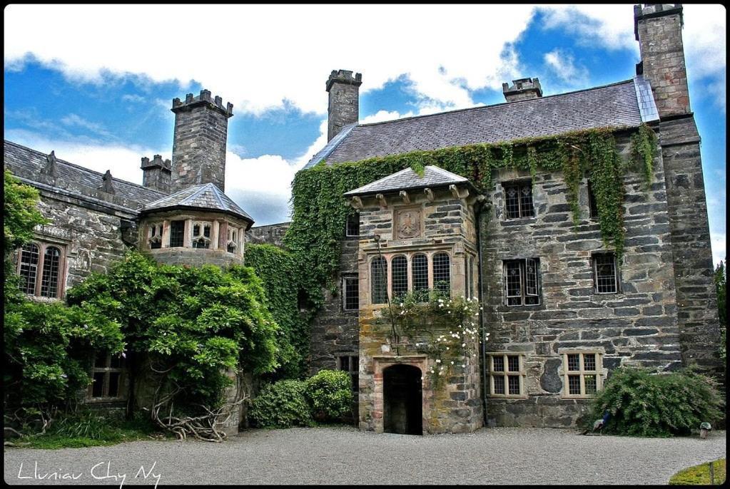 Hand Apartment, Llanrwst, Conwy, Snowdonia Exterior photo