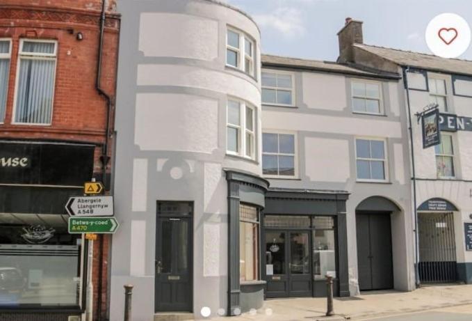 Hand Apartment, Llanrwst, Conwy, Snowdonia Exterior photo